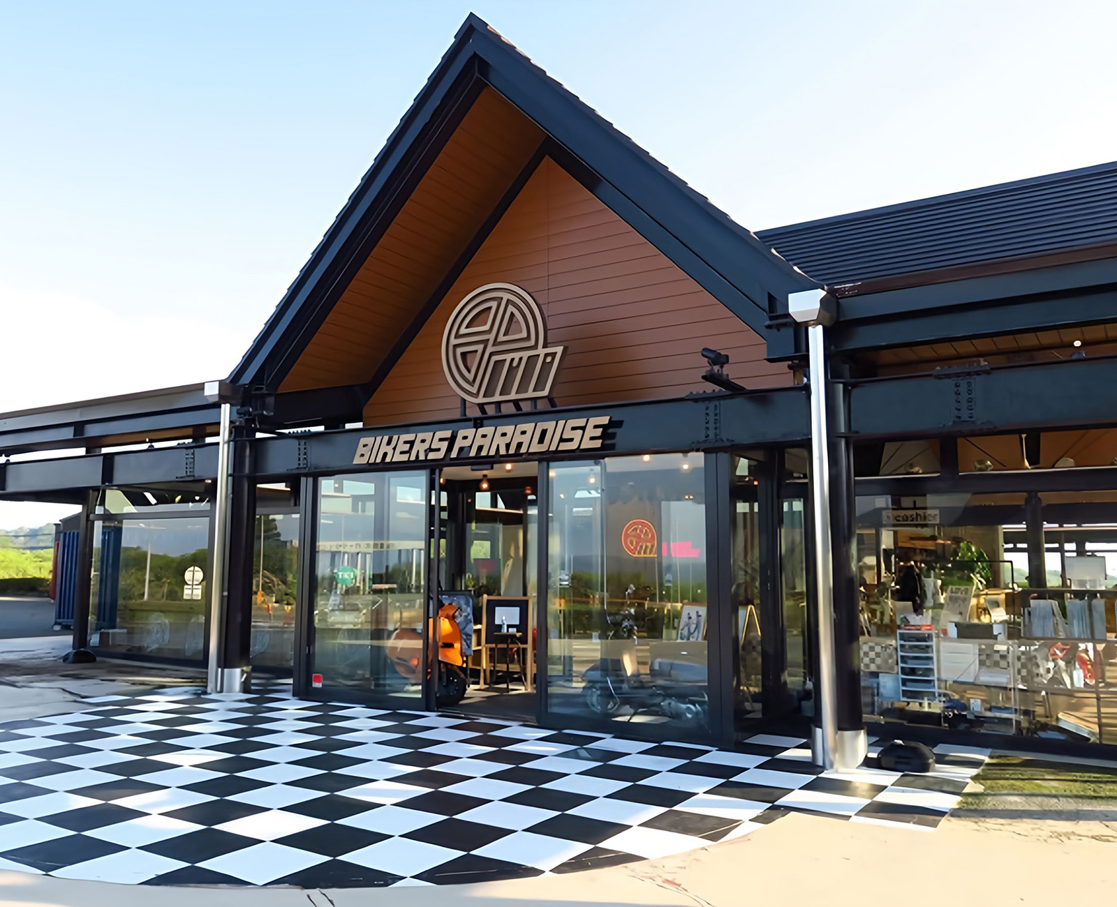 バイカーズパラダイス